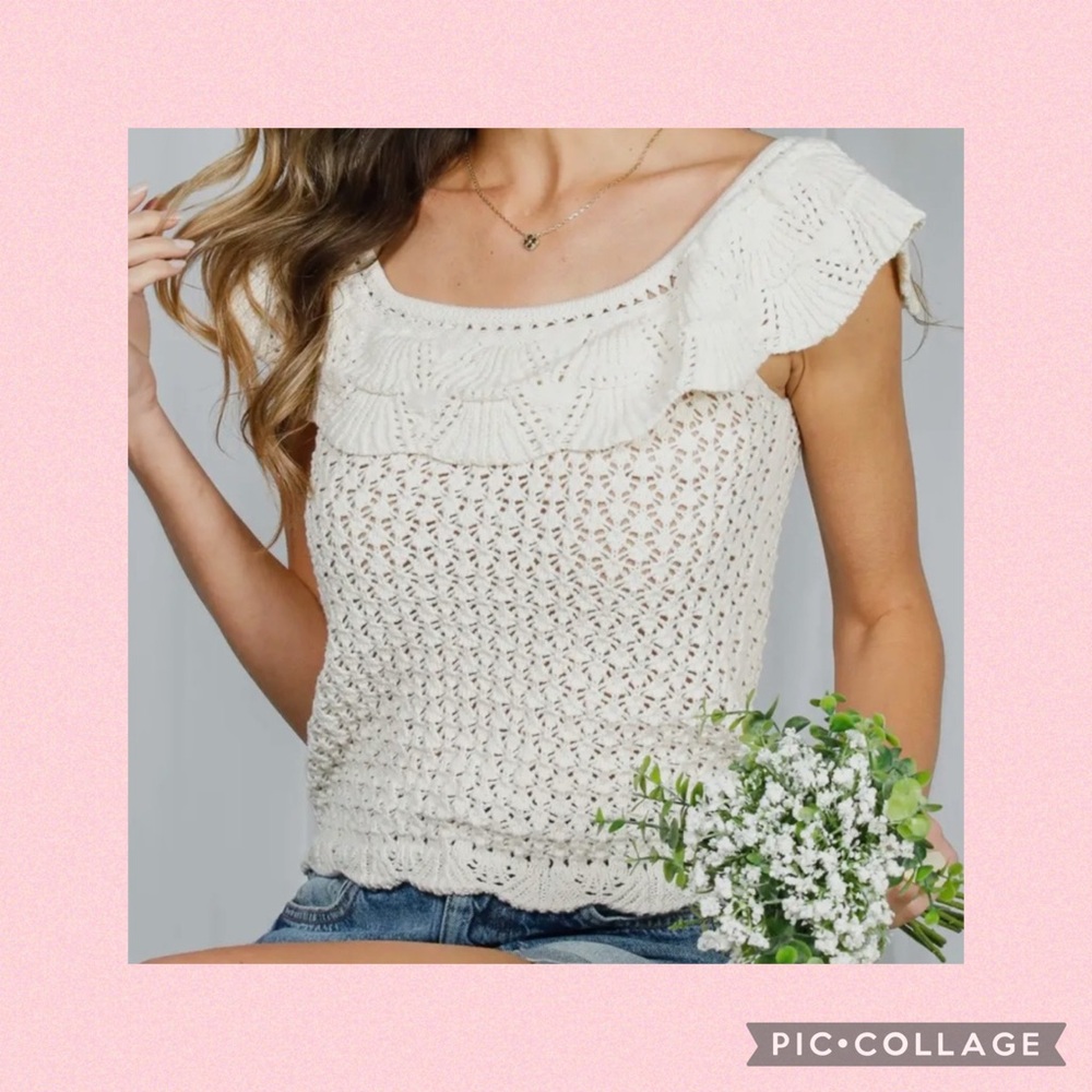 🌸Vine & Love Crocheted Knit Top🌸
